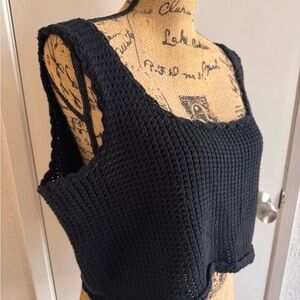 Boho Cropped Black Knit Crop Top